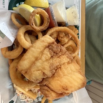 Bill's Seafood Restaurant - Fisherman's platter - Seafood Near Me - Westbrook, Connecticut Bill's Seafood Restaurant - Fisherman's platter - Seafood Near Me - Westbrook, Connecticut