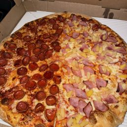 Hawaiian Delight Pizza