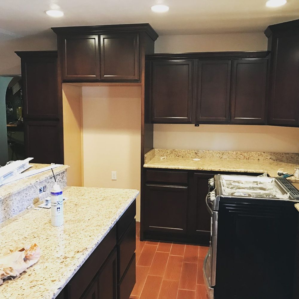 Slide of Moy Construction and Remodeling