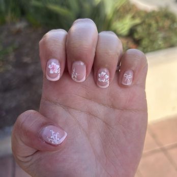 Noir Nail Lounge - Nail Salons Near Me - Oceanside, California