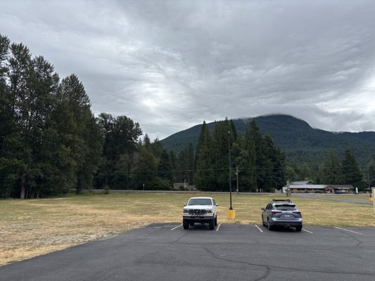 Cowlitz River Lodge by null