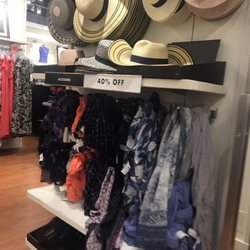 Banana Republic Factory Store