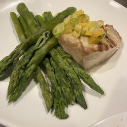 Juliette's Bistro - Mahi with pineapple mango salsa. Asparagus for a side  as requested