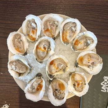 Casa Bianca - Oysters - Wine Bars Near Me - Austin, Texas Casa Bianca - Oysters - Wine Bars Near Me - Austin, Texas
