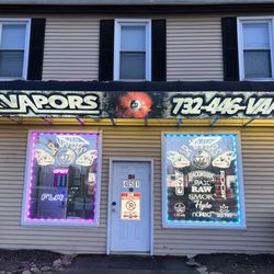 JR Vapors & Tobacco
