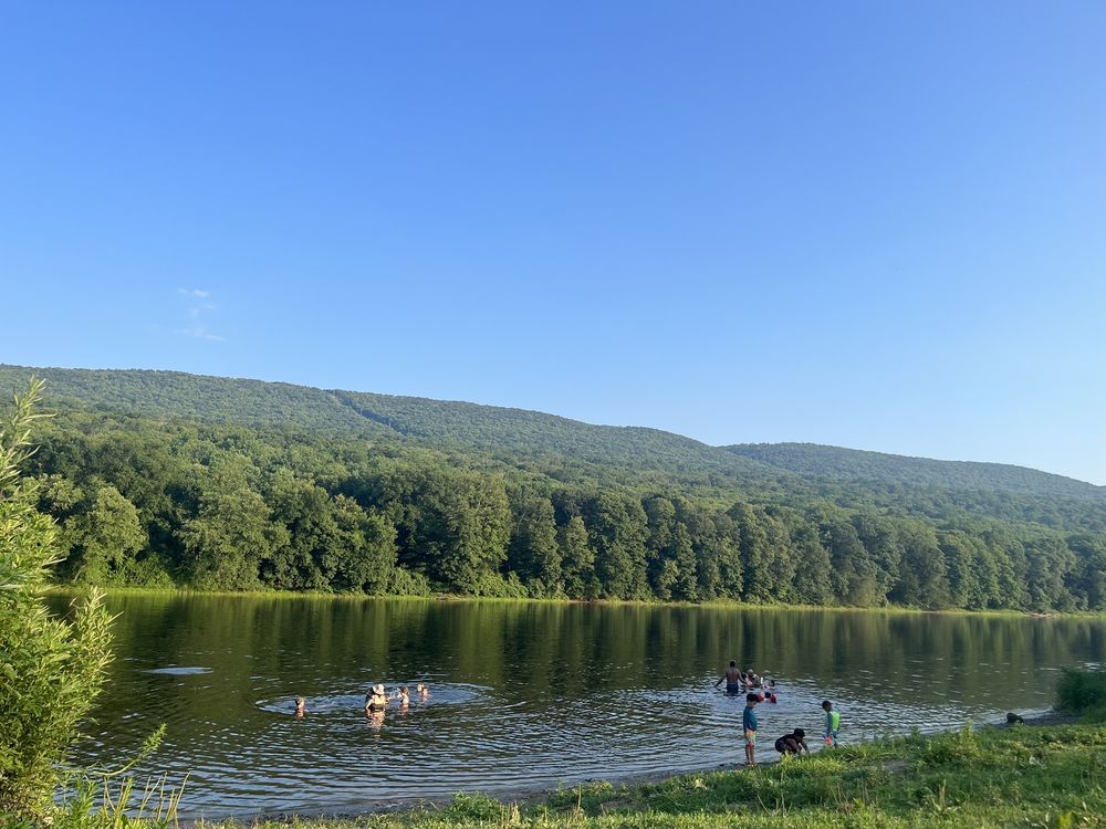 SMITHFIELD BEACH Updated September 2024 East Stroudsburg