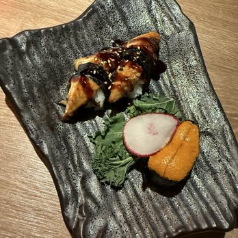Japanese Castle Sushi & Roll - Paramount  - Unagi (fresh water eel) on top, Uni (sea urchin) on bottom - Sushi Bars Near Me - Paramount, California