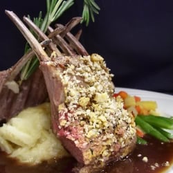 Steve's Sizzelin Seminars - Wild western rack of lamb anyone?