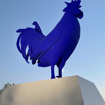 Minneapolis Sculpture Garden - 08.22.23 Blue Rooster [Katharina Fritsch] - Museums Near Me - Minneapolis, Minnesota
