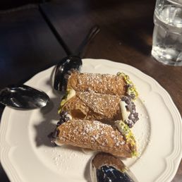 Cannoli Cannoli