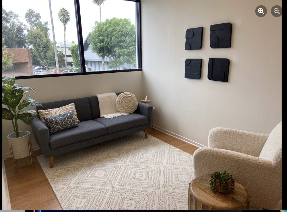 Kelli Miller, LCSW, MSW - grief counselor in Studio City, CA