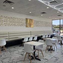 Sugar Sweets & Gelato - Spacious, open, light, and airy