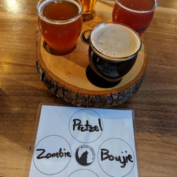 Wolfden Brewing Company - Brewpubs Near Me - Bloomingdale, Illinois