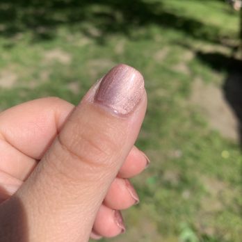 J'aime Nails - You can see the brush lines easily - Nail Salons Near Me - Astoria, New York
