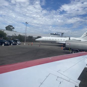 JSX - Airlines Near Me - Costa Mesa, California