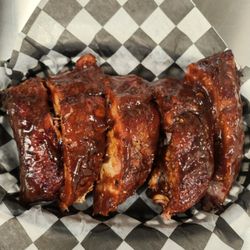 Uncle Earl's BBQ Bistro