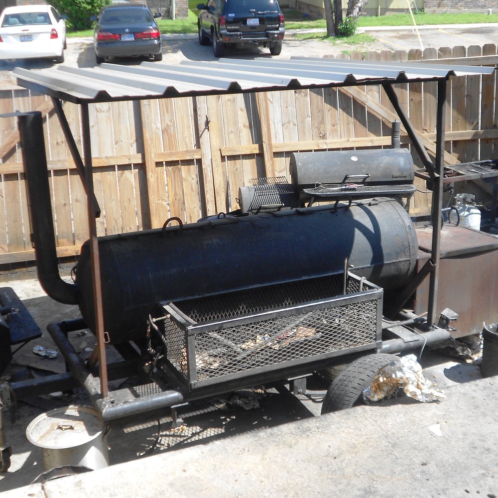 Petty's BBQ - Authentic Texas Style Barbecue - Magic happens in there - Barbeque Near Me - Killeen, Texas Petty's BBQ - Authentic Texas Style Barbecue - Magic happens in there - Barbeque Near Me - Killeen, Texas