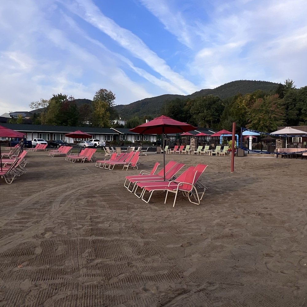 Scotty's Lakeside Resort - Scotty's beach area in front of lake - Resorts Near Me - Lake George, New York Scotty's Lakeside Resort - Scotty's beach area in front of lake - Resorts Near Me - Lake George, New York