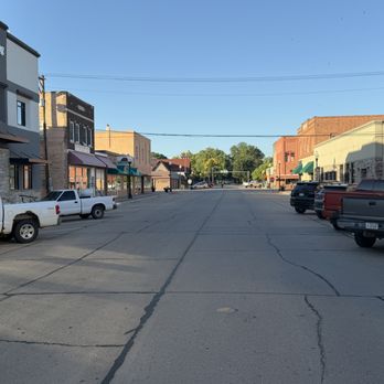 T Walker’s On Main Street - Bars Near Me - Gothenburg, Nebraska T Walker’s On Main Street - Bars Near Me - Gothenburg, Nebraska