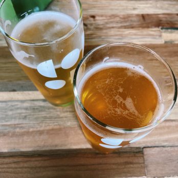 Sketchbook Brewing Company - Pinky Sweater Pilsner (left) and Amistosa Lager (right) - Breweries Near Me - Evanston, Illinois Sketchbook Brewing Company - Pinky Sweater Pilsner (left) and Amistosa Lager (right) - Breweries Near Me - Evanston, Illinois