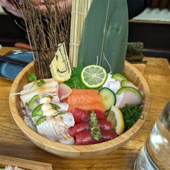 Tiny Sushi - Oh Baby - Normal Chirashi bowl. Very good selection sans the toro. - Sushi Bars Near Me - Daly City, California Tiny Sushi - Oh Baby - Normal Chirashi bowl. Very good selection sans the toro. - Sushi Bars Near Me - Daly City, California