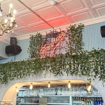 Frances' Deli - Ambiance - Delis Near Me - Chicago, Illinois Frances' Deli - Ambiance - Delis Near Me - Chicago, Illinois