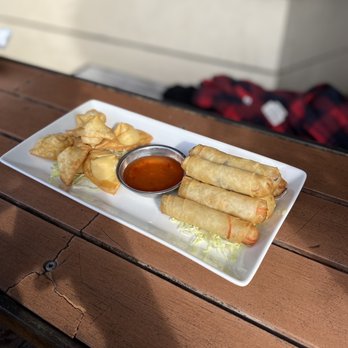 Thai Basil - Crispy Egg Roll and cream cheese wantons. yew! - Thai Near Me - Capitola, California Thai Basil - Crispy Egg Roll and cream cheese wantons. yew! - Thai Near Me - Capitola, California