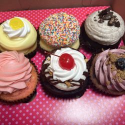 Smallcakes - Lemon/Strawberry/BirthdayCake/HotFudge Sundae/Oreos&Cream/Blueberry