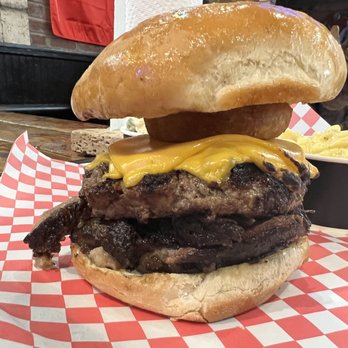 Big B's Texas BBQ - Brisket burger - Barbeque Near Me - Henderson, Nevada
