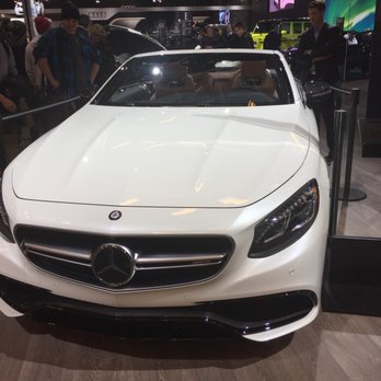 Salon de l'Auto de Montréal - The best thing about Mercedes is, they are offering a virtual reality googles free like the Google cardboard, to check out their new cars. - Festivals Near Me - Montreal, Quebec Salon de l'Auto de Montréal - The best thing about Mercedes is, they are offering a virtual reality googles free like the Google cardboard, to check out their new cars. - Festivals Near Me - Montreal, Quebec