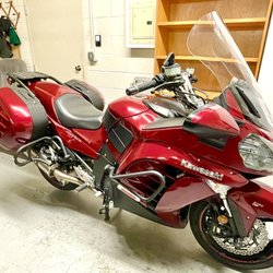 T-Rex Racing - 2014 Kawasaki Concourse 1400 GTR - TREX Crash Guard set plus front wheel Slider.