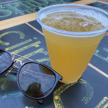 Aeronaut Brewing Company - Passion Fruit Sour - Breweries Near Me - Somerville, Massachusetts