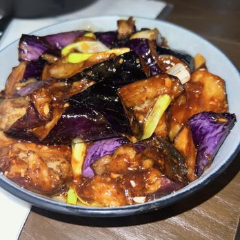 NiHao - Chinese Near Me - Arlington, Virginia