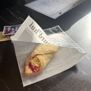 FeelLove Coffee - Raspberry Cheese Danish - Coffee & Tea Near Me - Springdale, Utah
