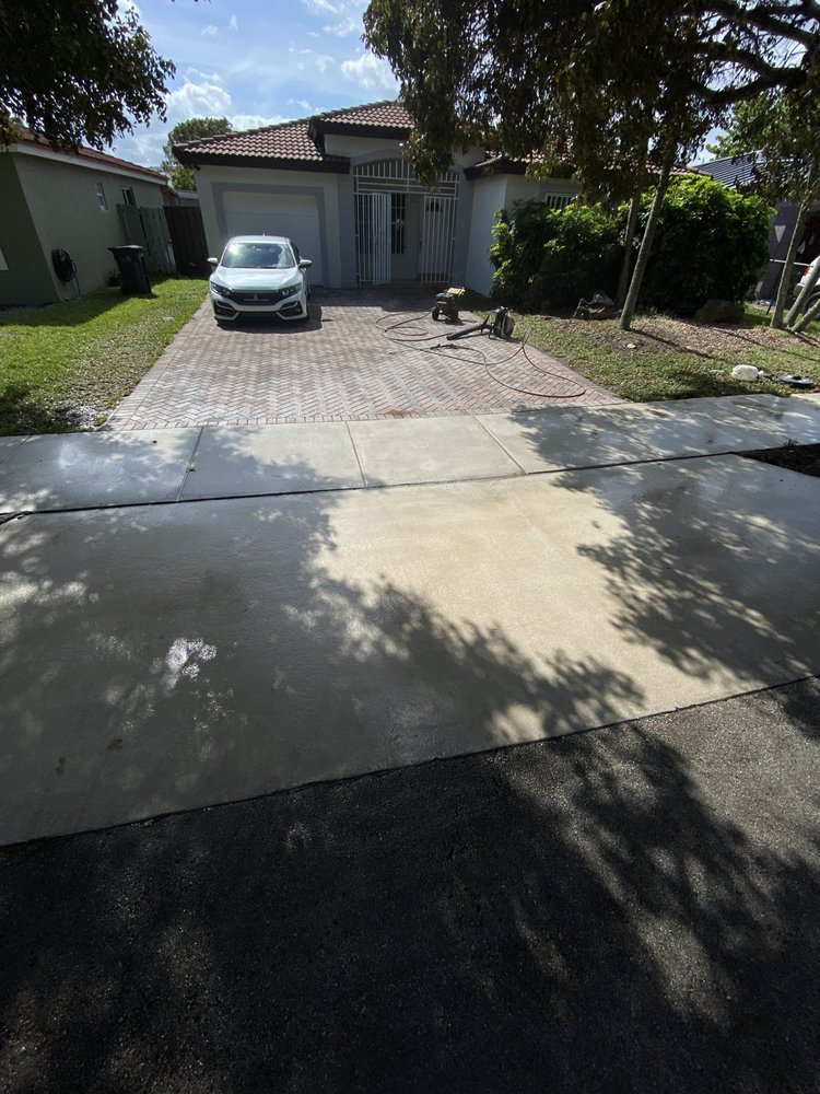 Slide of Allan Pressure Washing