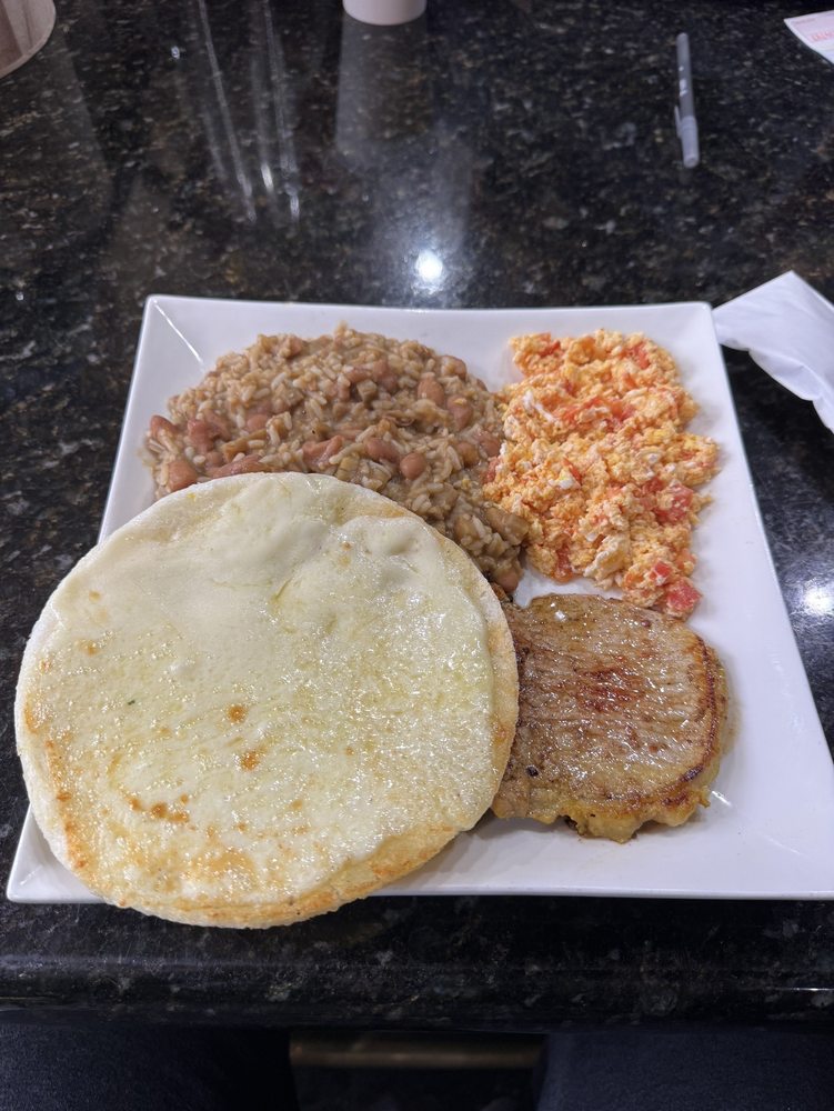 BENDITO MEDALLO RESTAURANT 11 Photos 152 Union Ave, Lynbrook, New