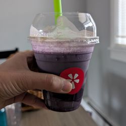 Kafé de Manila - Iced Ube Float Latte with Matcha