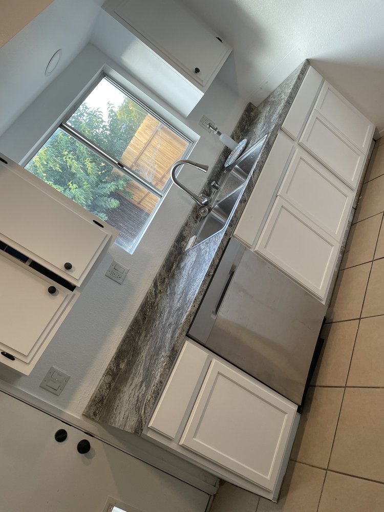 Slide of Albertos flooring and roof