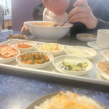 Sunna's Korean Restaurant - All the toppings - Korean Near Me - Sierra Vista, Arizona