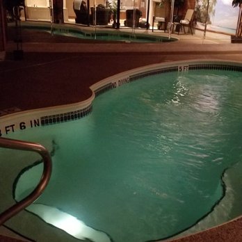 Sybaris Pool Suites - Swimming pool - Hotels Near Me - Indianapolis, Indiana