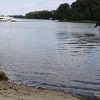 The Willow Grande - OUR LITTLE INTIMATE BEACH - Venues & Event Spaces Near Me - Claiborne, Maryland