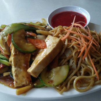 Long Life Vegi House - Sauteed tofu with veggies with customized chow mein - Chinese Near Me - Berkeley, California Long Life Vegi House - Sauteed tofu with veggies with customized chow mein - Chinese Near Me - Berkeley, California