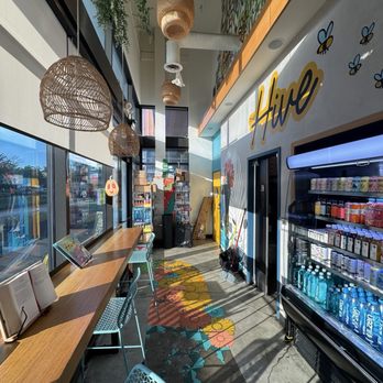 The Hive - Interior - Breakfast & Brunch Near Me - Marina del Rey, California The Hive - Interior - Breakfast & Brunch Near Me - Marina del Rey, California