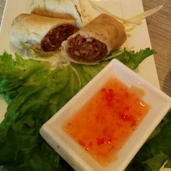 Thai Basil - Veggie spring rolls with plum sauce - Thai Near Me - Richmond Hill, Ontario Thai Basil - Veggie spring rolls with plum sauce - Thai Near Me - Richmond Hill, Ontario