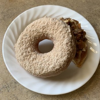 Rise'n Roll Bakery - Donut - Bakeries Near Me - Fishers, Indiana