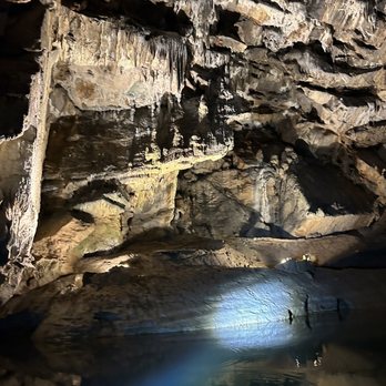 Penn's Cave & Wildlife Park - Historical Tours Near Me - Centre Hall, Pennsylvania Penn's Cave & Wildlife Park - Historical Tours Near Me - Centre Hall, Pennsylvania