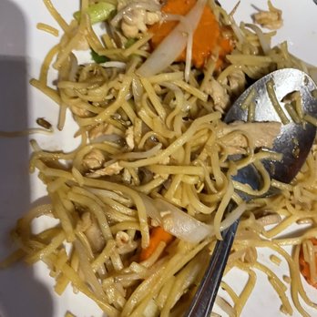 Thai Lily Cafe - Lo Mein chicken - Thai Near Me - Houston, Texas Thai Lily Cafe - Lo Mein chicken - Thai Near Me - Houston, Texas