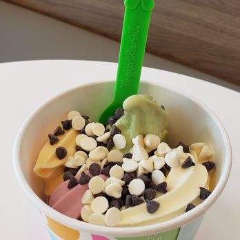 Yogurtland - 3 flavors - vanilla bean, matcha green tea, boysenberry pie, alfonso mango tart - Ice Cream & Frozen Yogurt Near Me - Hesperia, California Yogurtland - 3 flavors - vanilla bean, matcha green tea, boysenberry pie, alfonso mango tart - Ice Cream & Frozen Yogurt Near Me - Hesperia, California