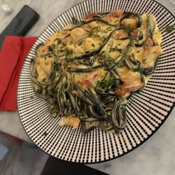 Paparazzi - Schwarze Nudeln mit Gambas