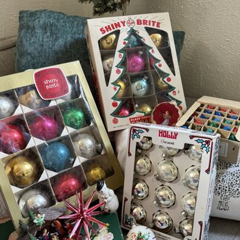 Gathered Goods - Shiny Brite! Christmas! - Home Decor Near Me - Muskegon, Michigan Gathered Goods - Shiny Brite! Christmas! - Home Decor Near Me - Muskegon, Michigan